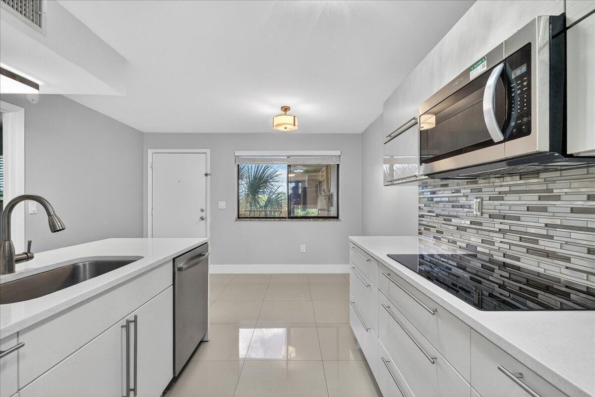7451 NW 16th Street 407