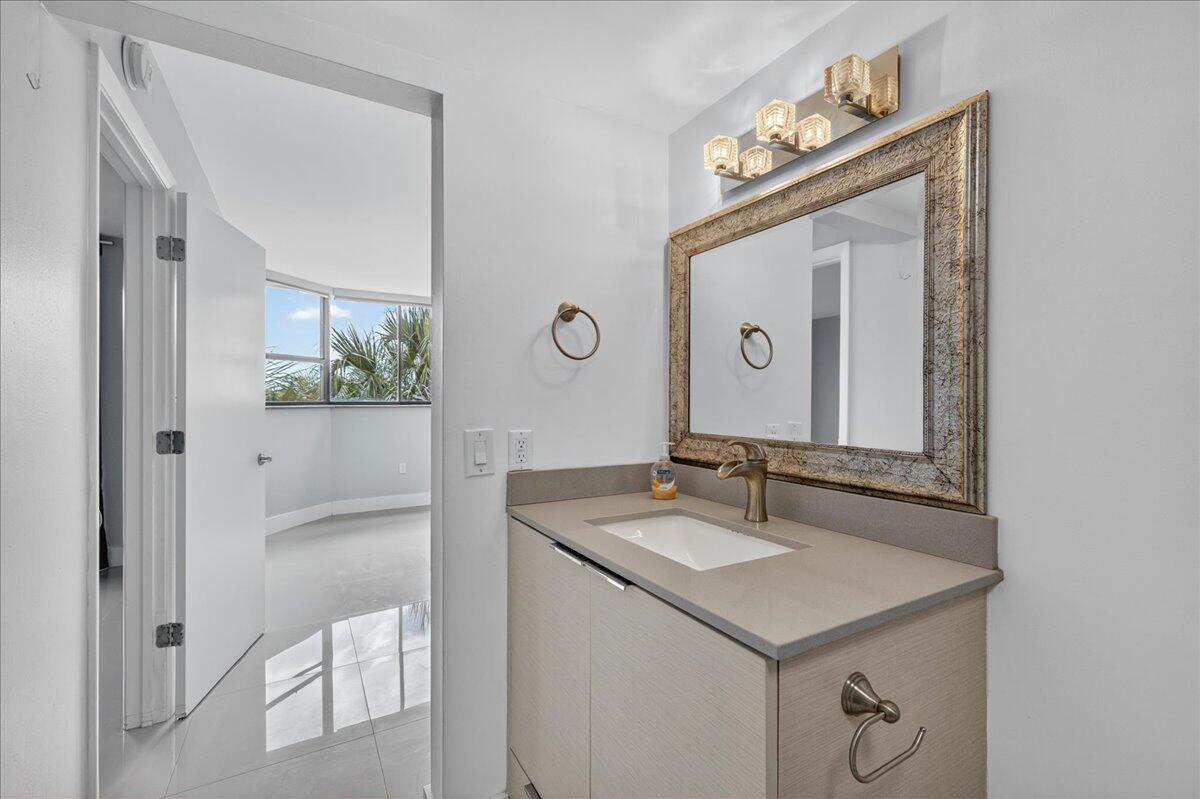 PLANTATION FOREST CONDO - Residential