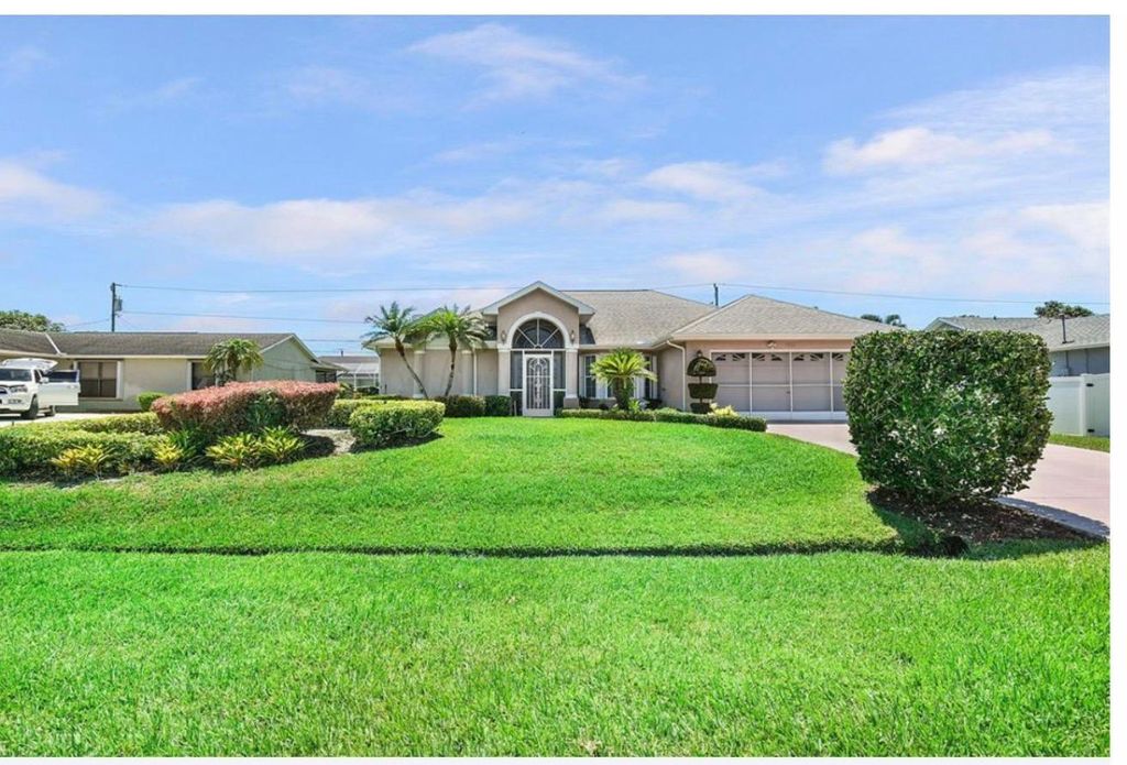 Photo of 3204 SE Otis Lane, Port Saint Lucie, FL 34984 (MLS # F10555368)