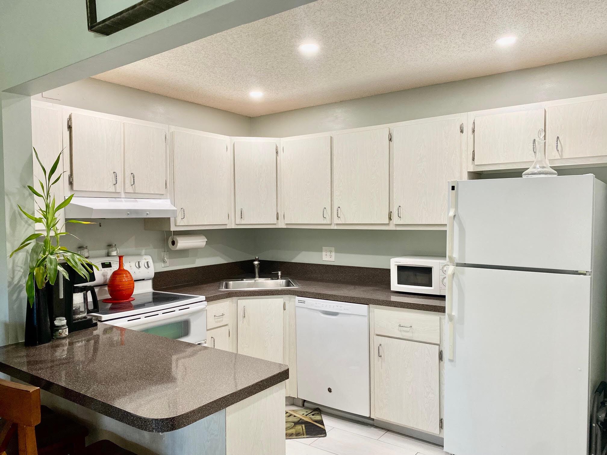 PINE RIDGE IV CONDO - Residential