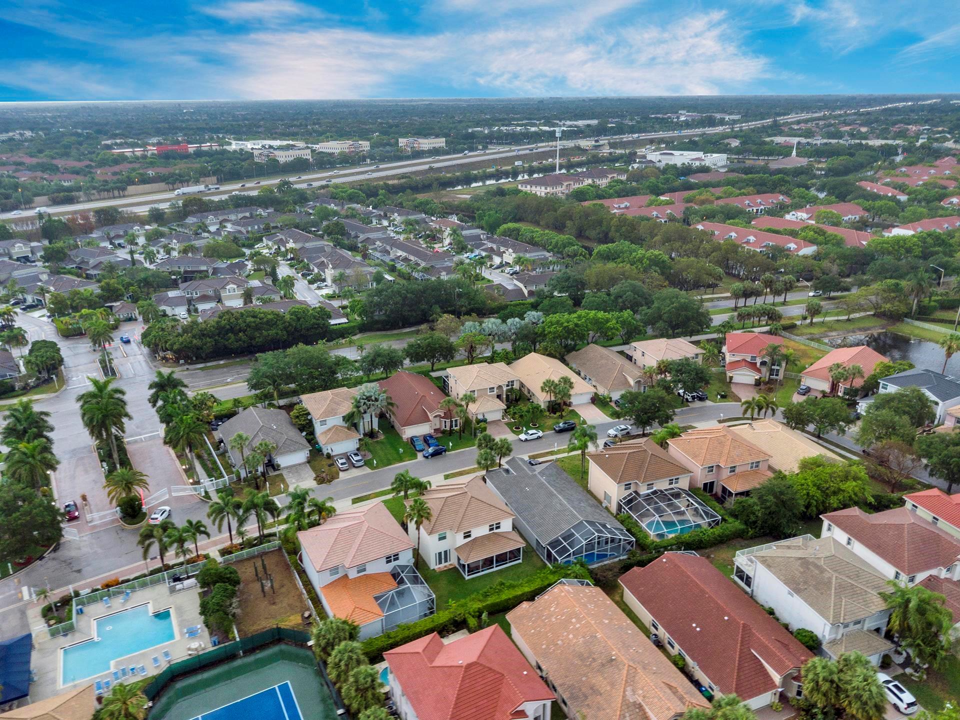 The Islands at Wyndham Lakes - Residential