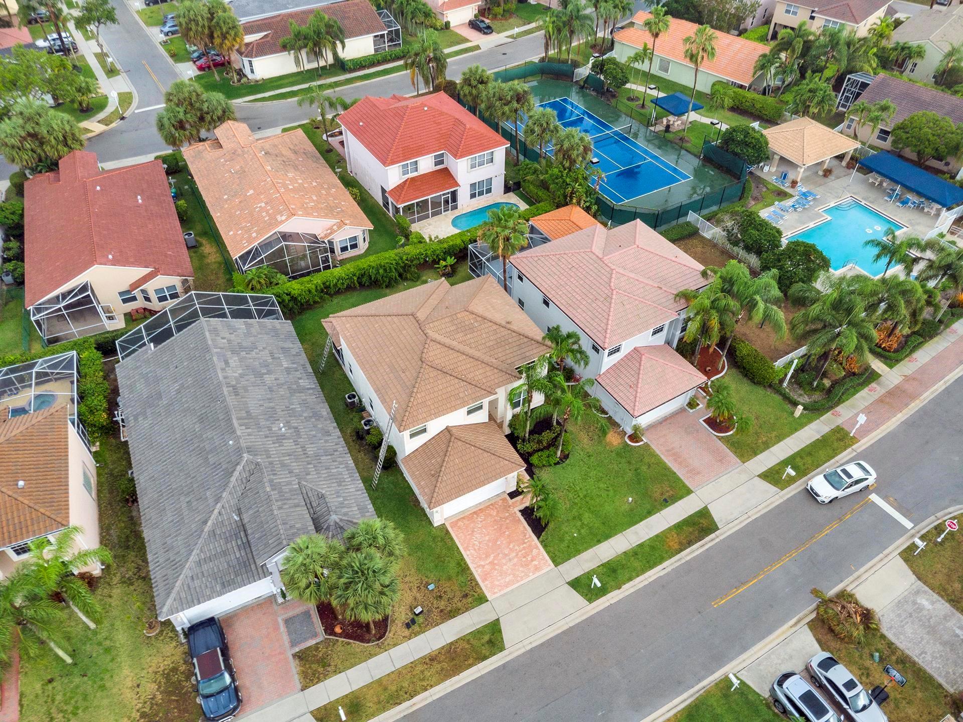 The Islands at Wyndham Lakes - Residential