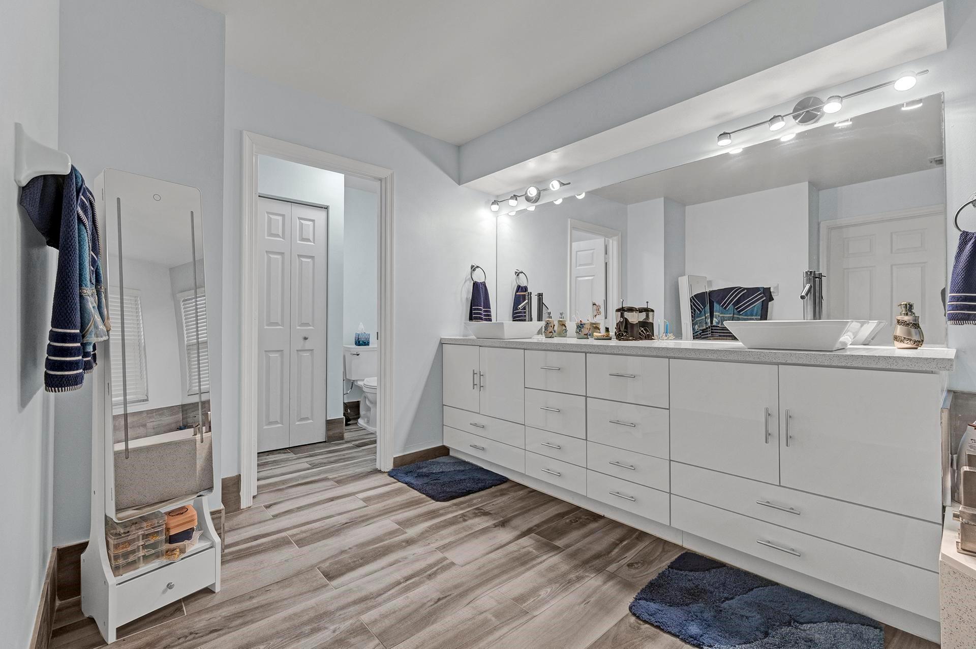 The Islands at Wyndham Lakes - Residential