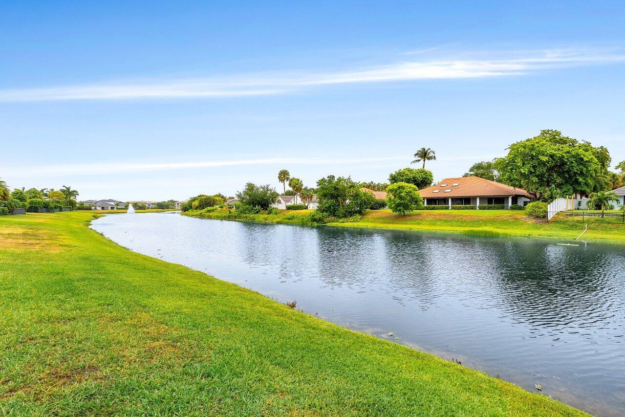 BANYAN CAY RESORT COMMUNI - Residential Lease