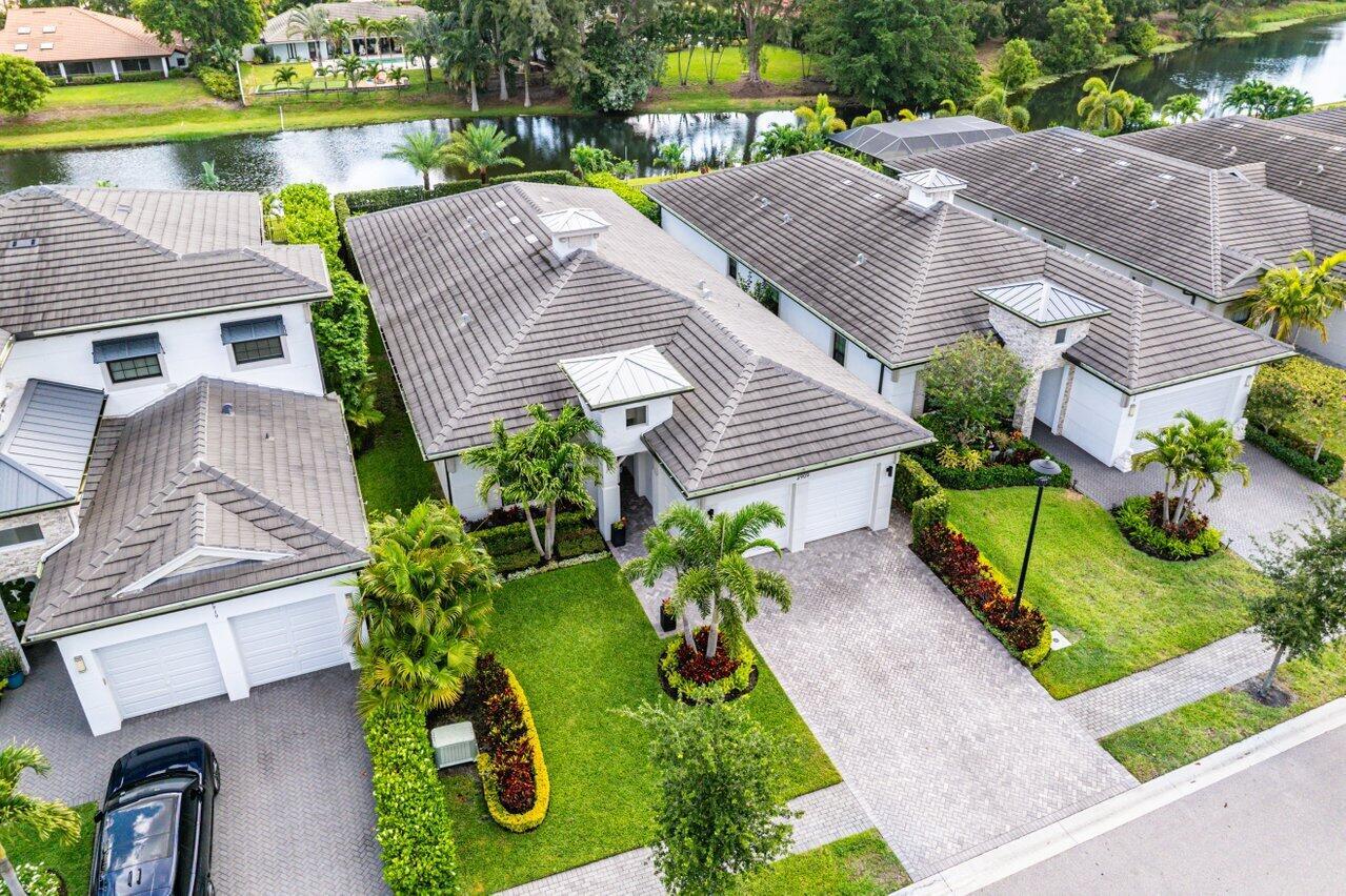 BANYAN CAY RESORT COMMUNI - Residential Lease