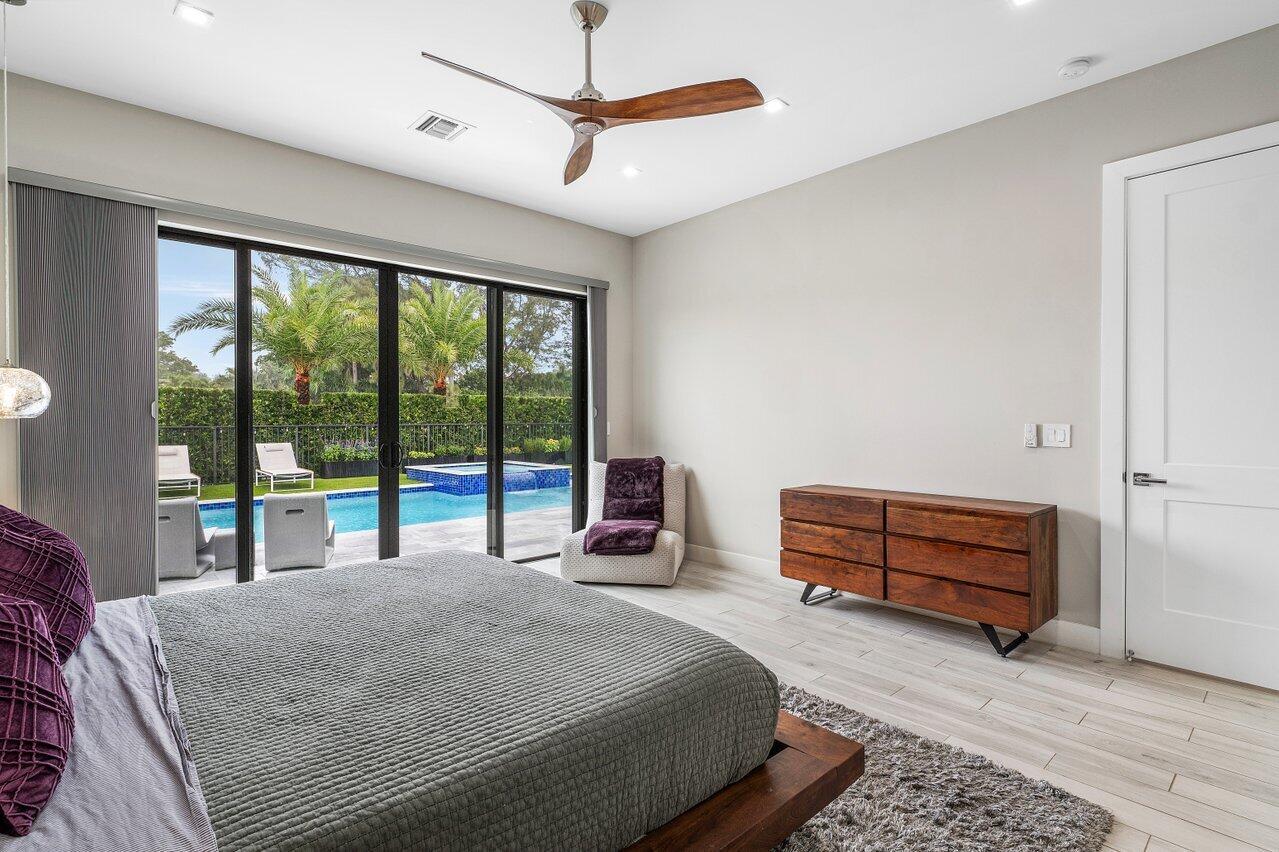 BANYAN CAY RESORT COMMUNI - Residential Lease