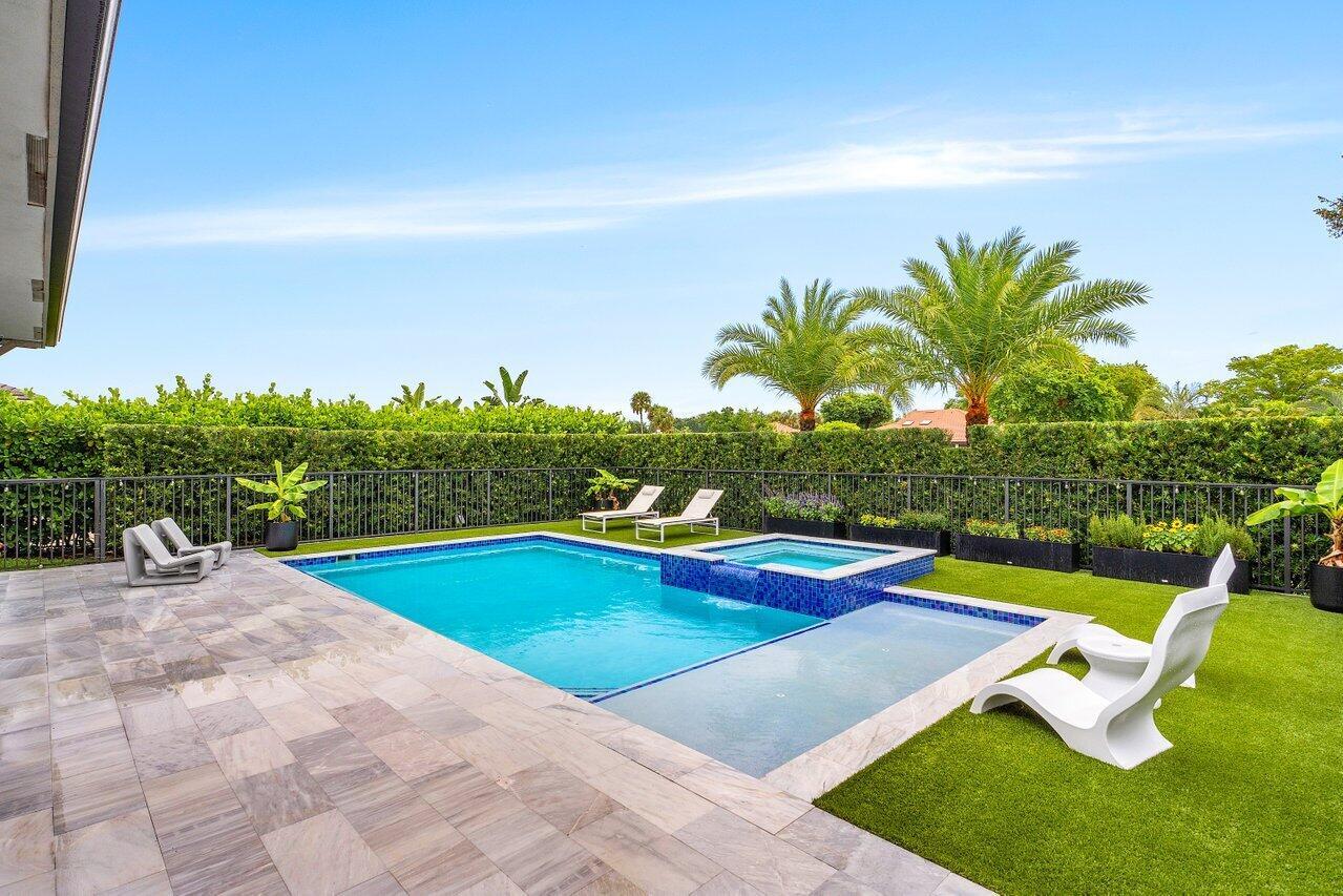 BANYAN CAY RESORT COMMUNI - Residential Lease