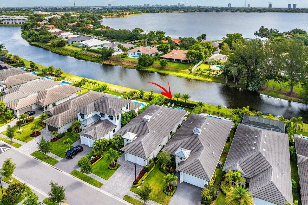 BANYAN CAY RESORT COMMUNI - Residential Lease