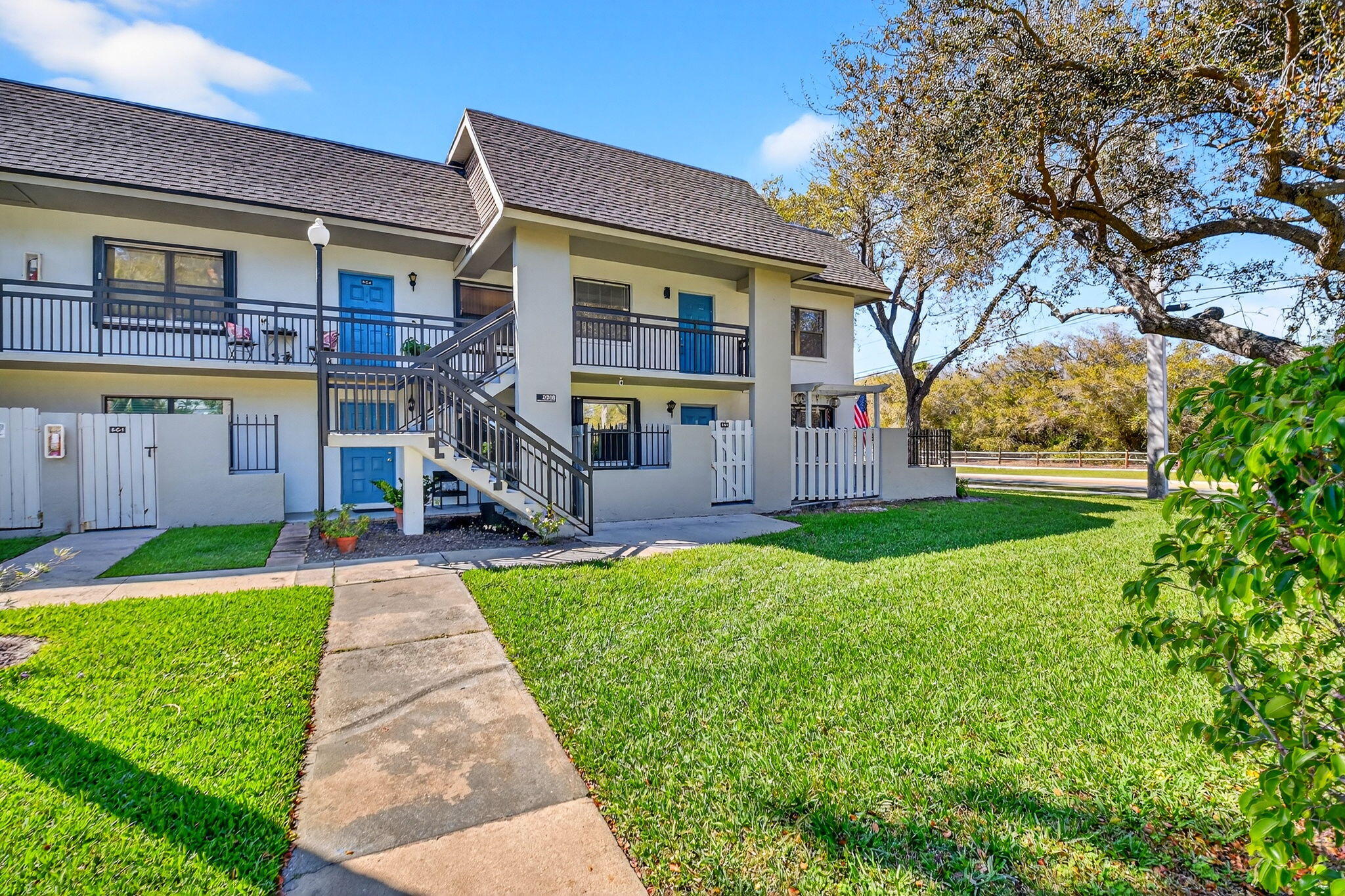 Delray Oaks Condo - Residential