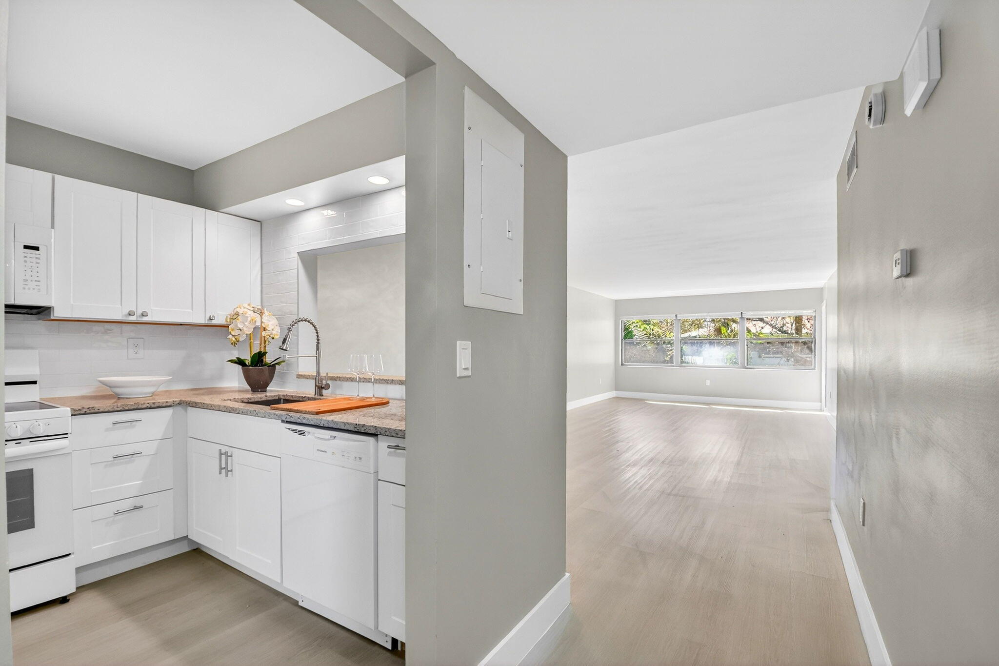 Delray Oaks Condo - Residential