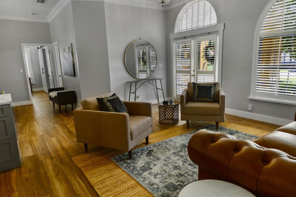 GREENVIEW SHORES 2 OF WELLINGTON - Residential