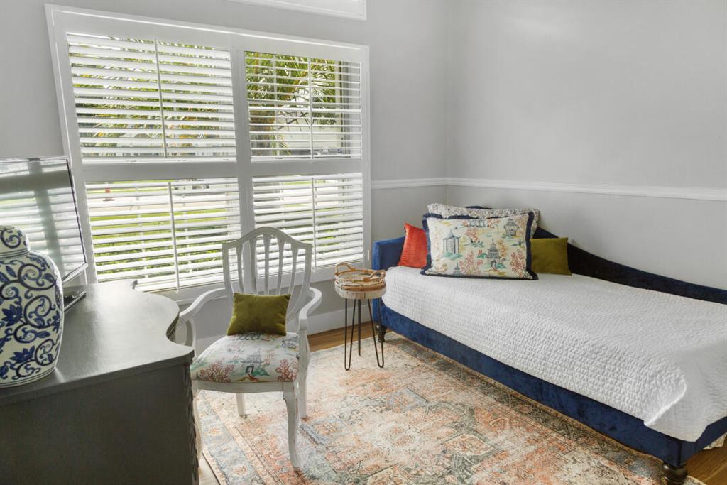 GREENVIEW SHORES 2 OF WELLINGTON - Residential