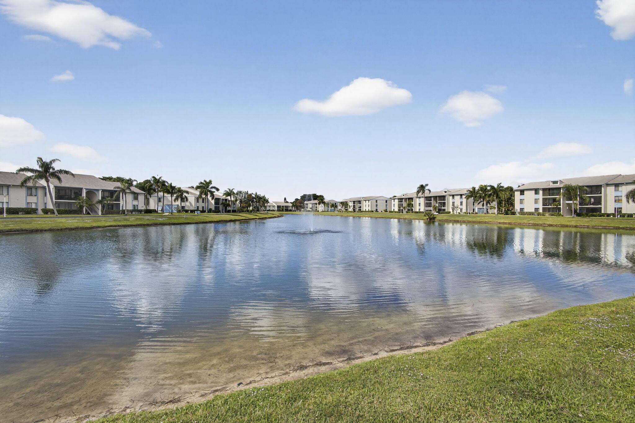 PALM CLUB VILLAGE II COND - Residential