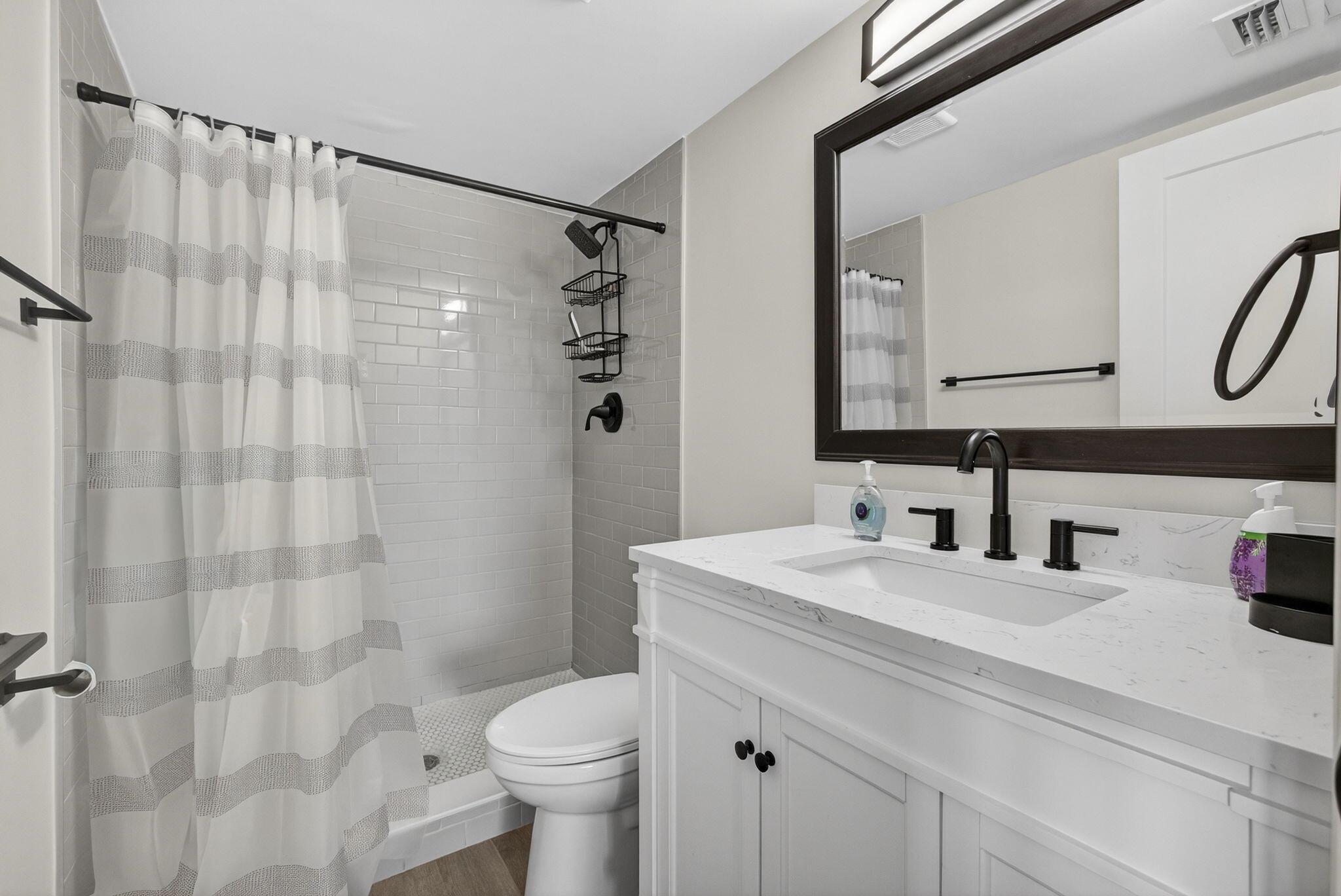 PALM CLUB VILLAGE II COND - Residential