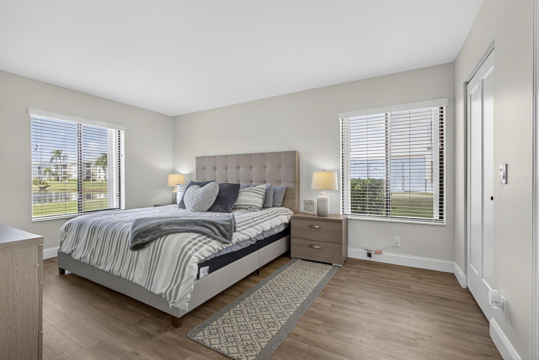 PALM CLUB VILLAGE II COND - Residential