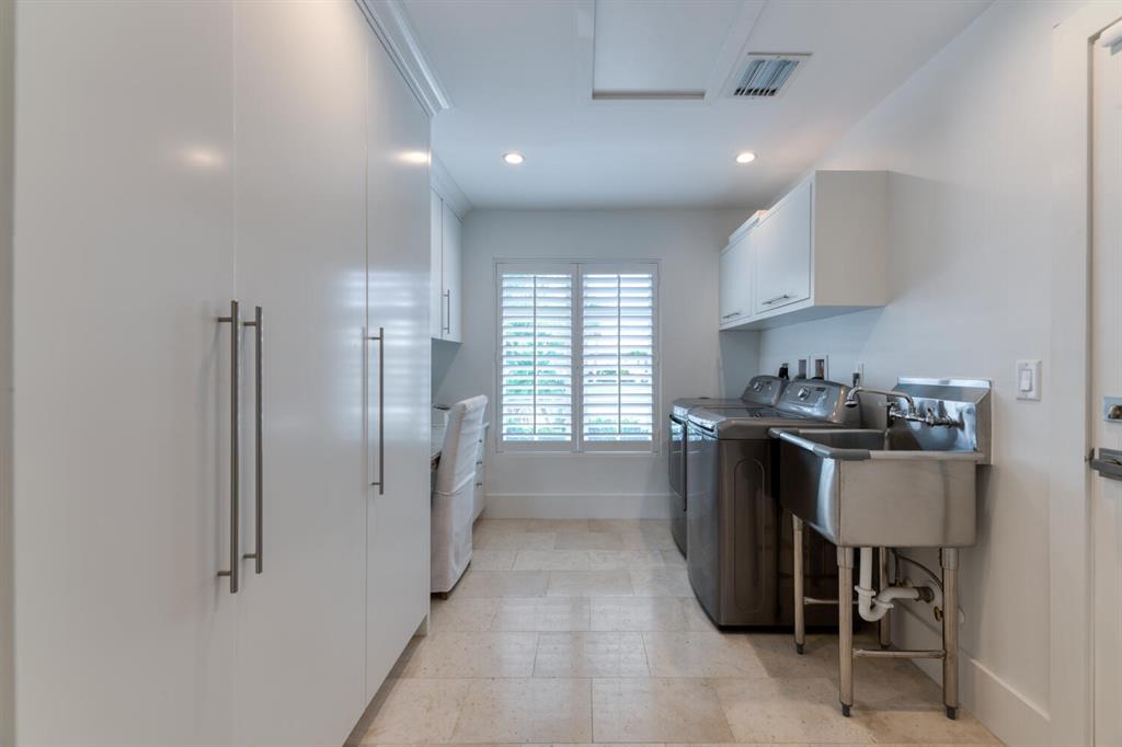 PALM BEACH ISLES 3 - Residential