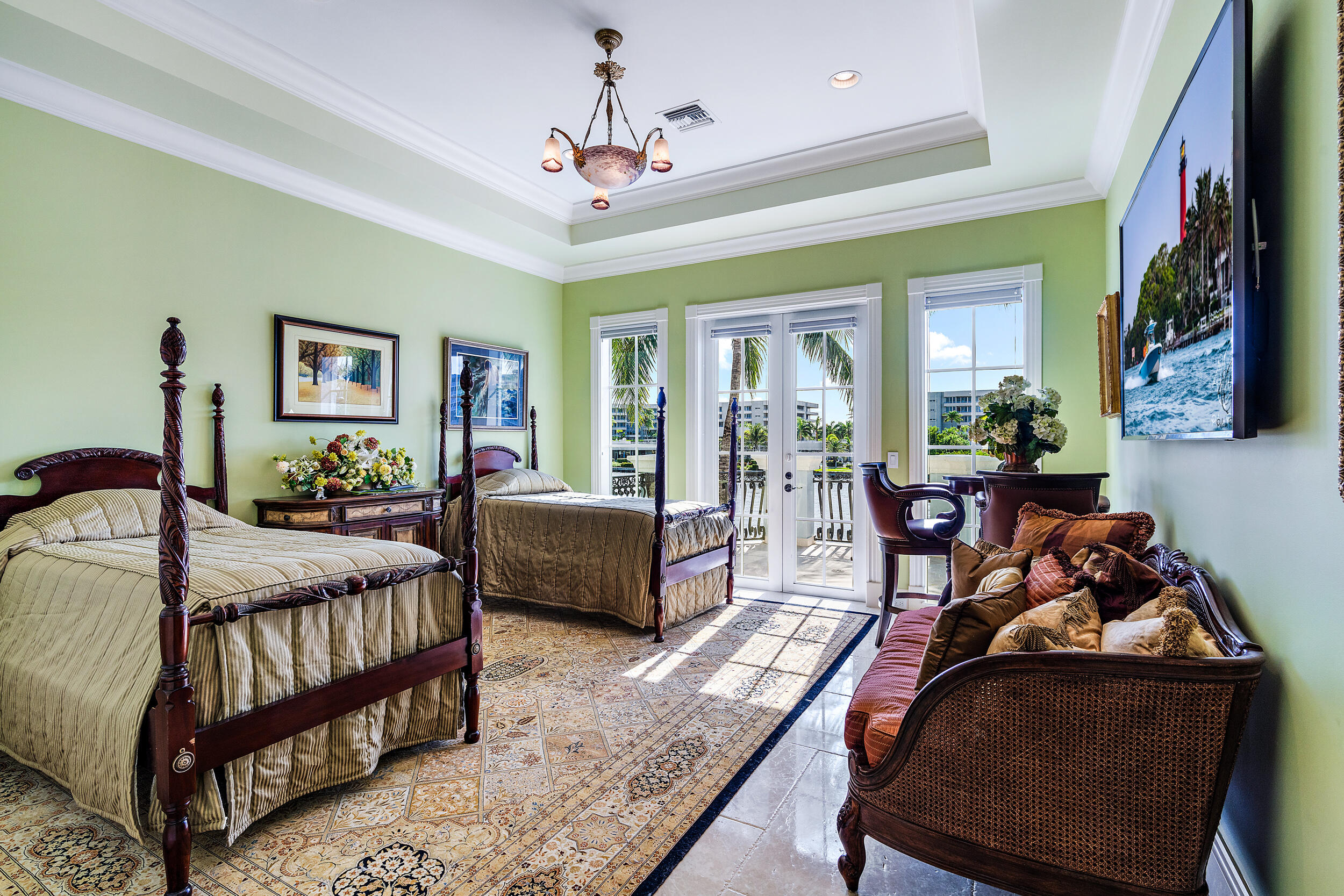 DELRAY BEACH SHORES - Residential