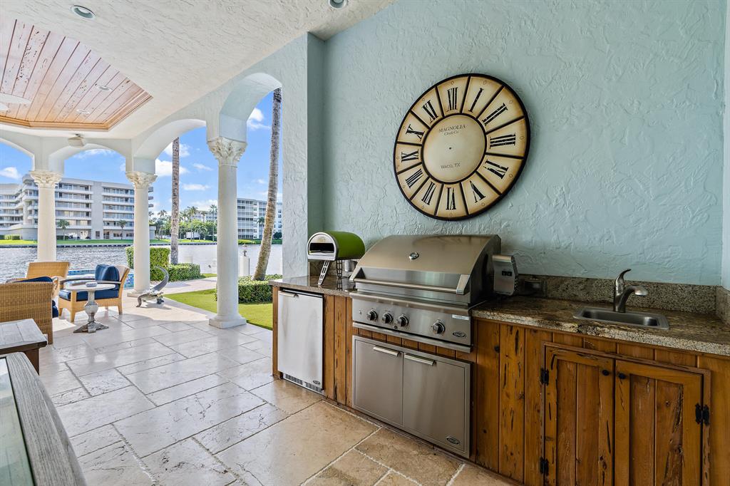 DELRAY BEACH SHORES - Residential