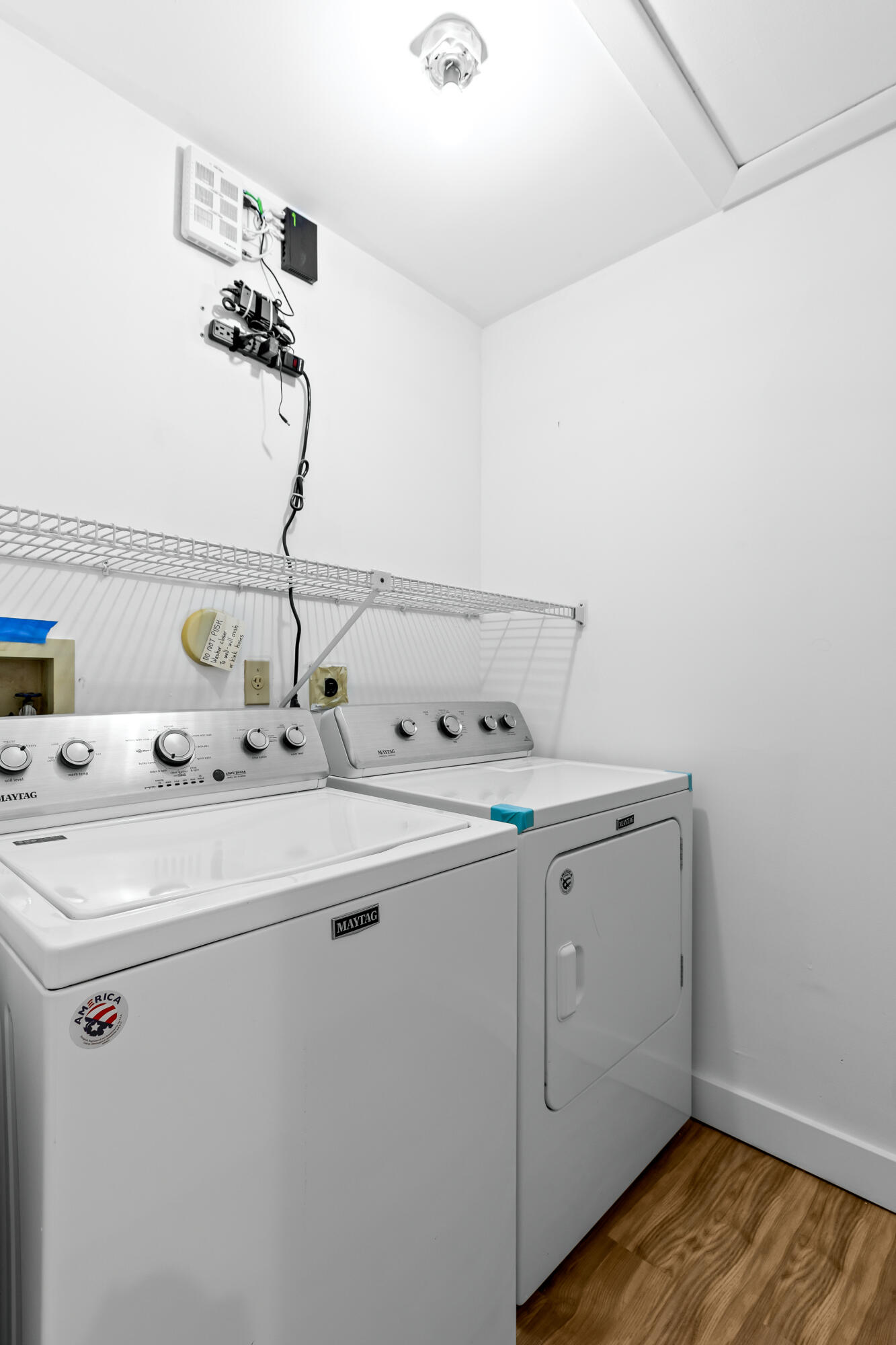 WHISPER WALK SEC C CONDO - Residential