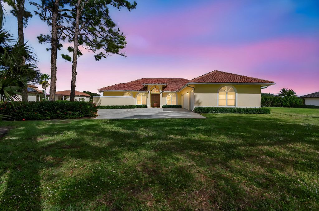 Photo of 5649 Sea Biscuit Road, Palm Beach Gardens, FL 33418 (MLS # R11159225)