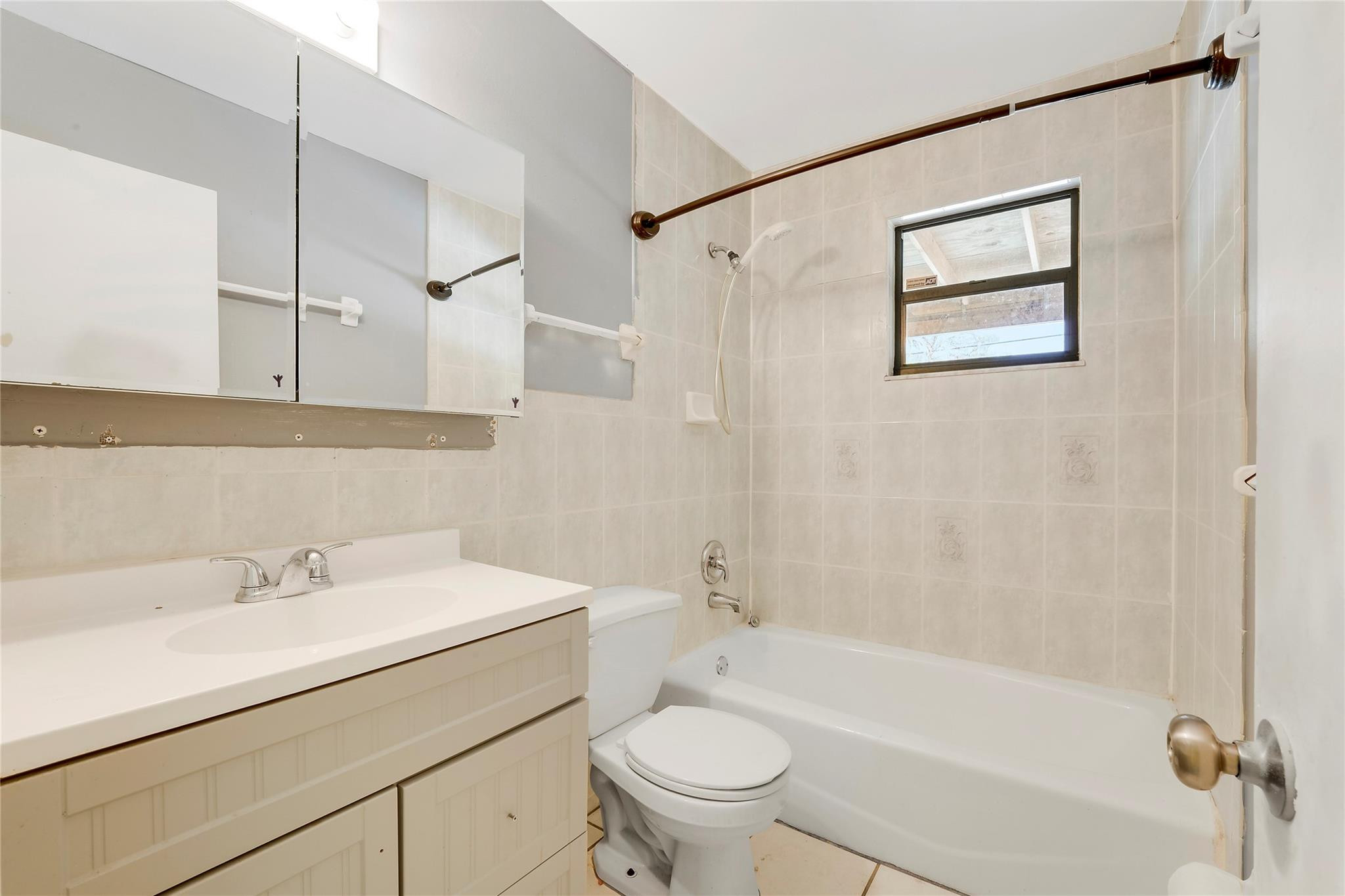 Ixora Park 7 - Residential