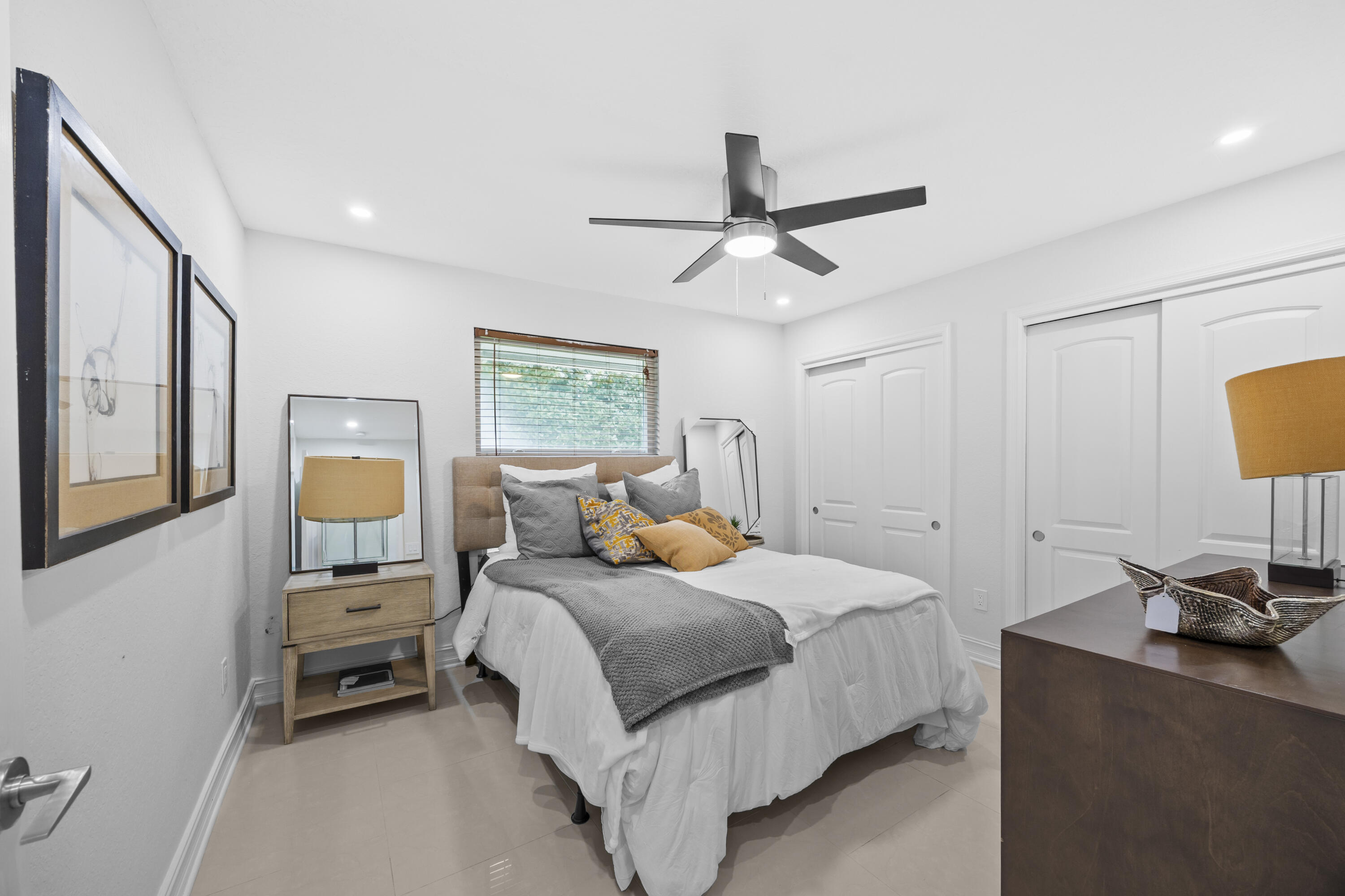 ISLAND OF WELLINGTON - Residential