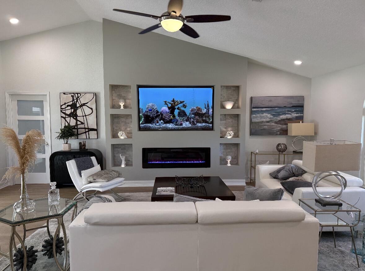 ISLAND OF WELLINGTON - Residential