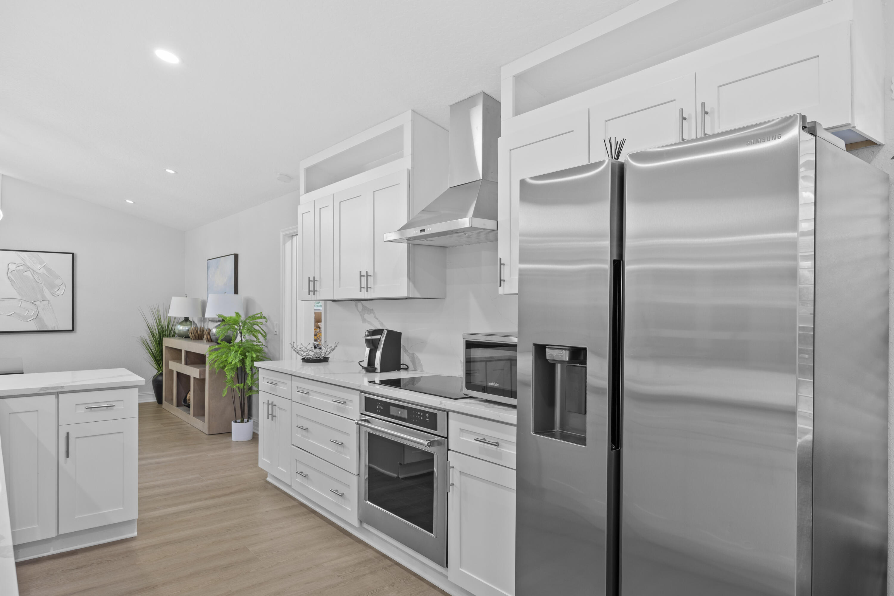 ISLAND OF WELLINGTON - Residential