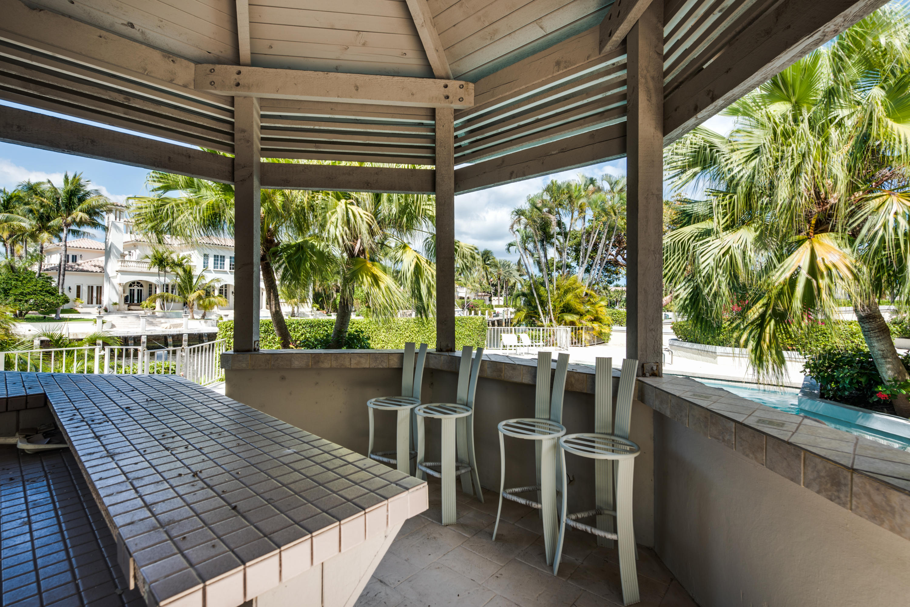 Royal Palm Yacht & Countr - Residential