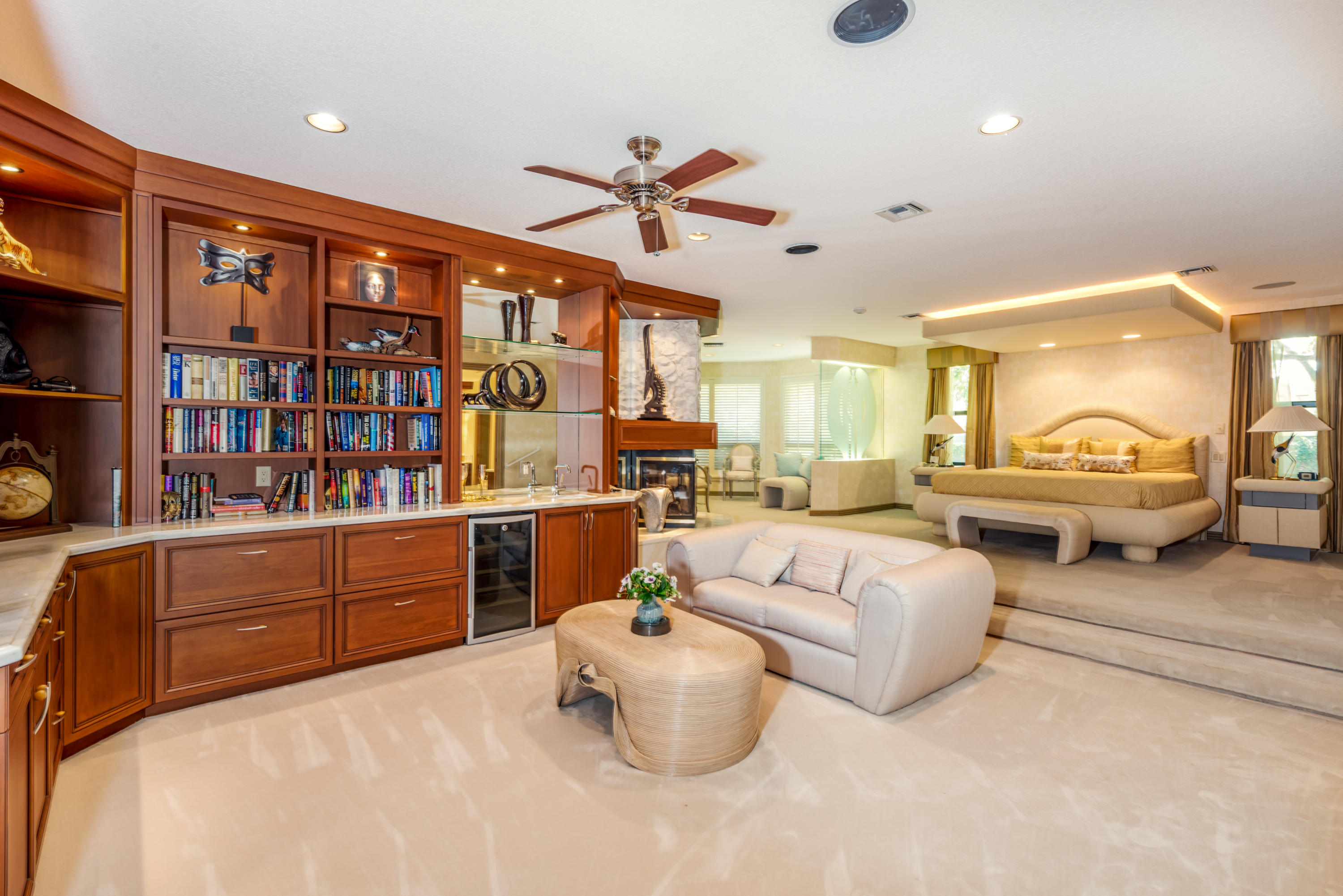 Royal Palm Yacht & Countr - Residential