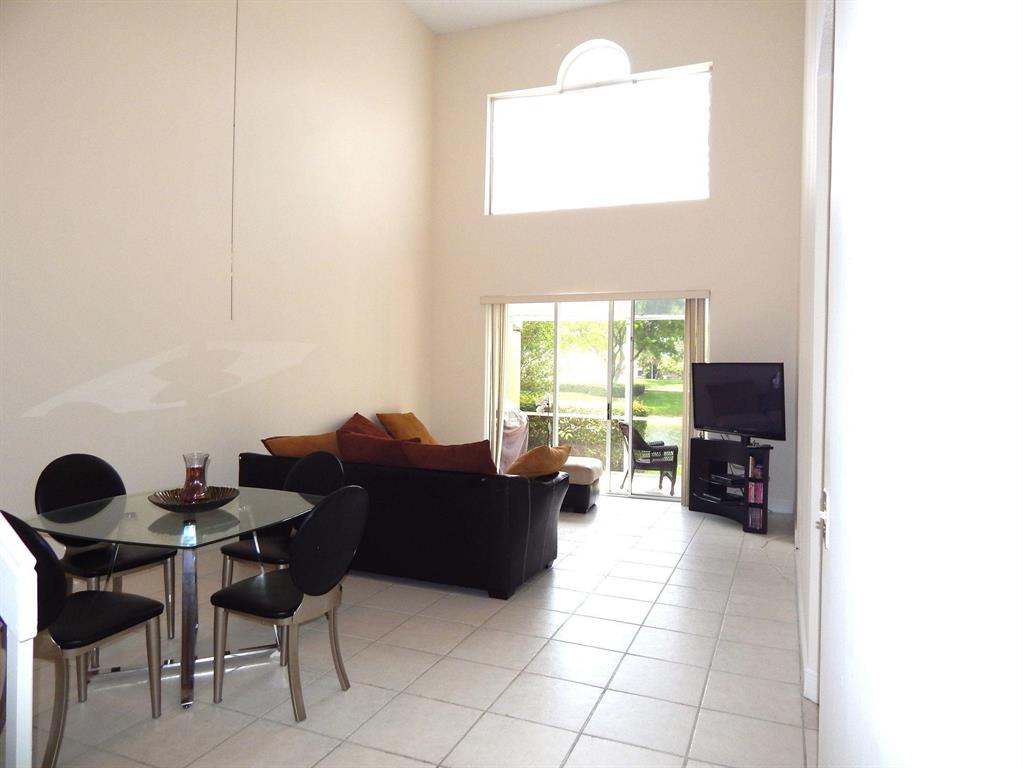 MISSION BAY 02 - Residential Lease