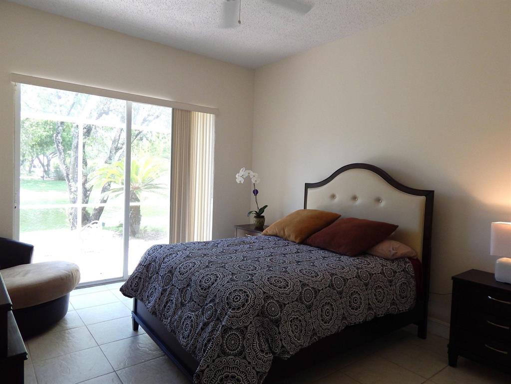 MISSION BAY 02 - Residential Lease