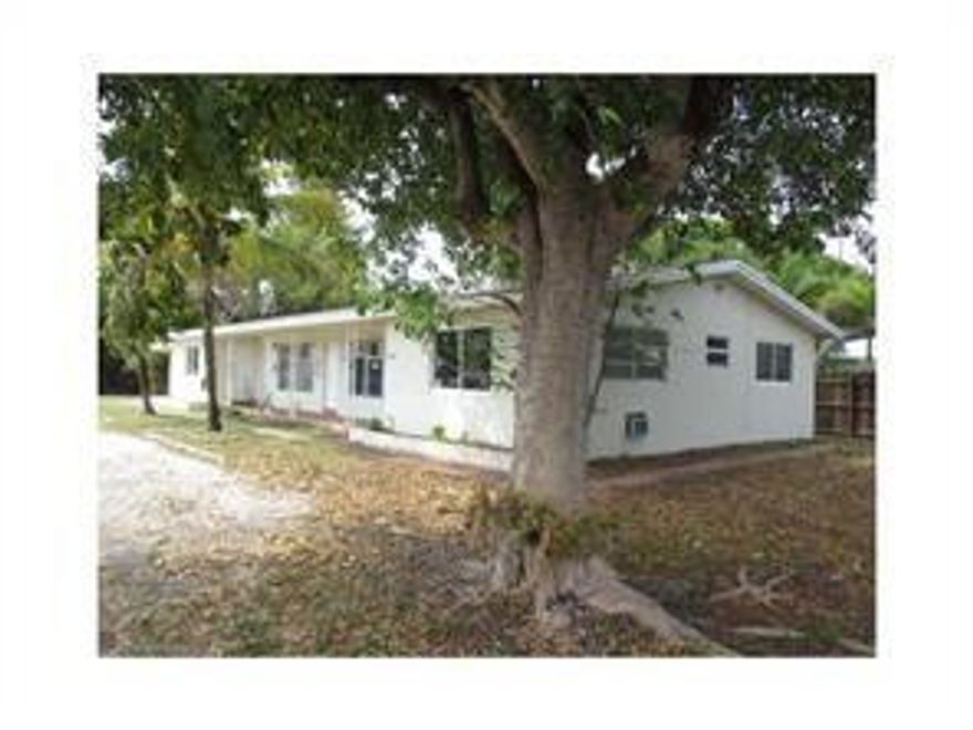 1 bedrooms with a 1 bathroom. Very spacious - 800 square feet. IN ONE OF THE BEST FORT LAUDERDALE NEIGHBORHOOD WILL NOT LAST!!!!!! 1 bedrooms with a 1 bathroom. Very spacious - 800 square feet. IN ONE OF THE BEST FORT LAUDERDALE NEIGHBORHOOD WILL NOT LAST!!!!!!