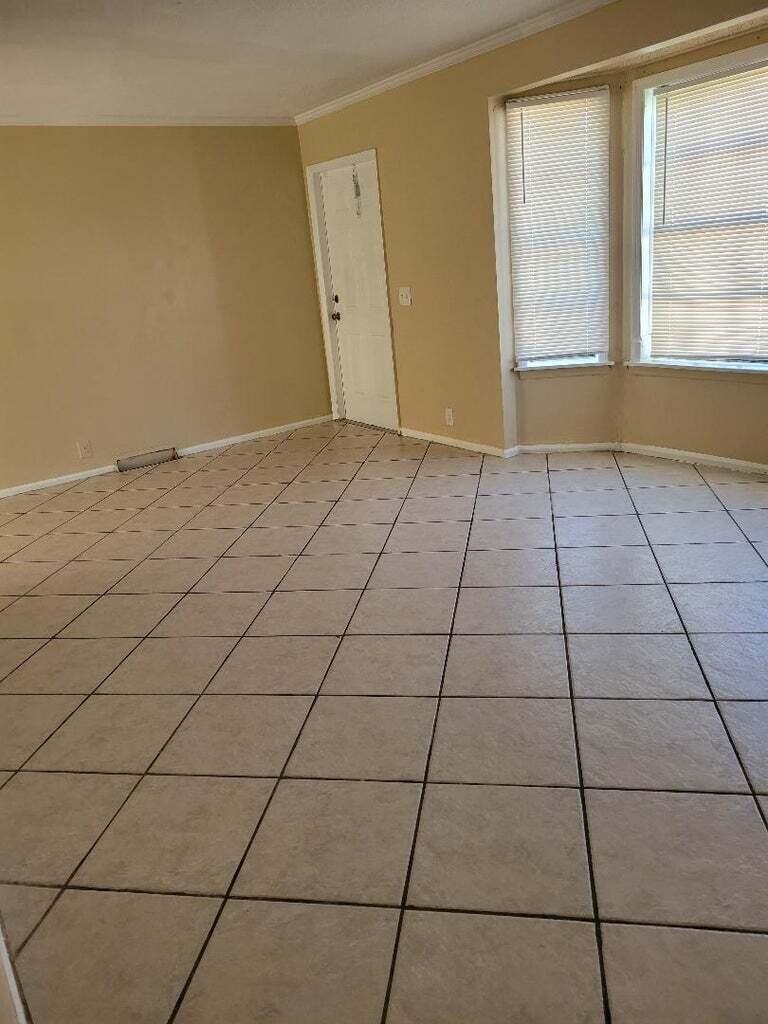 1488 W 31st Street