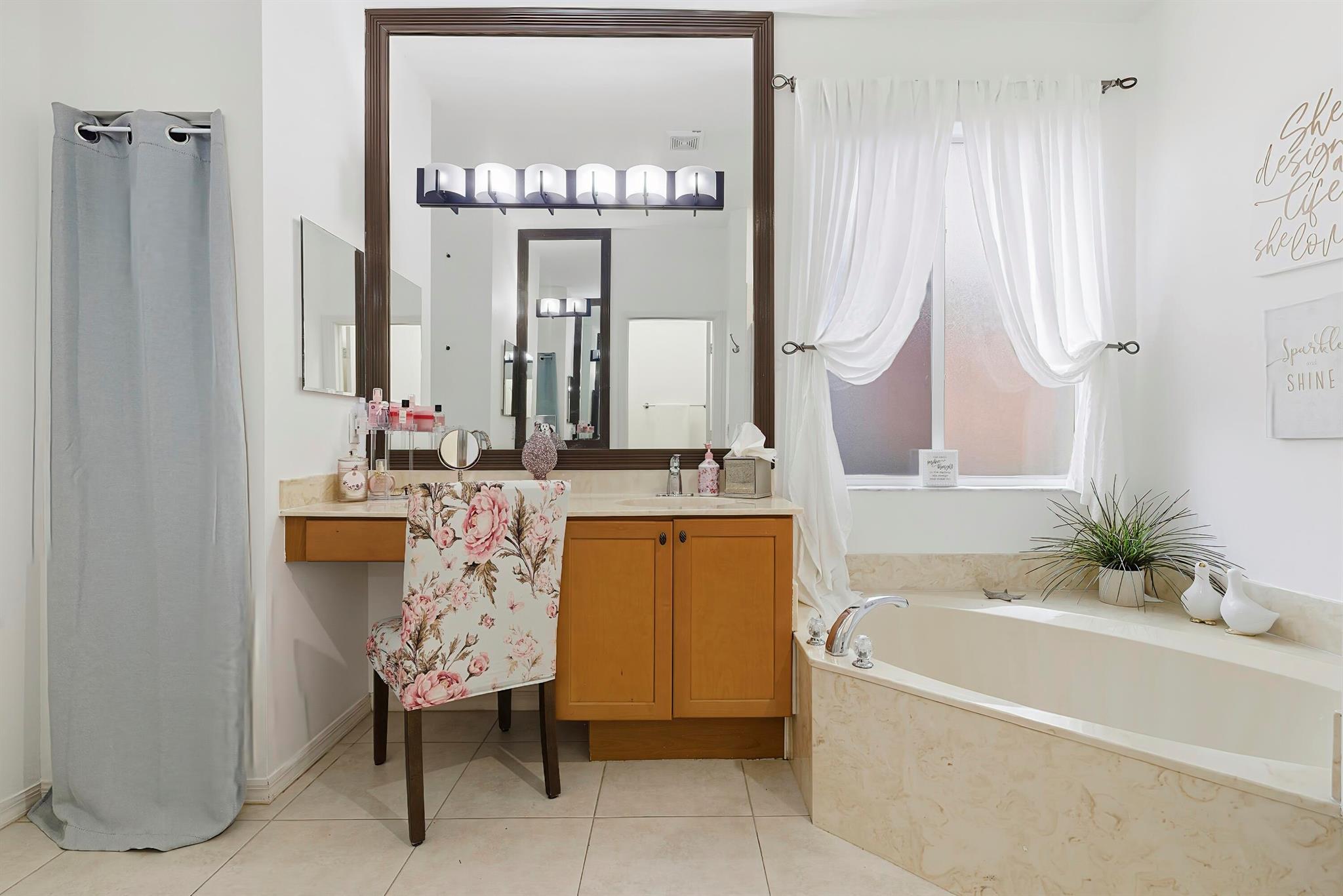 TRADITION PLAT NO 18 - Residential