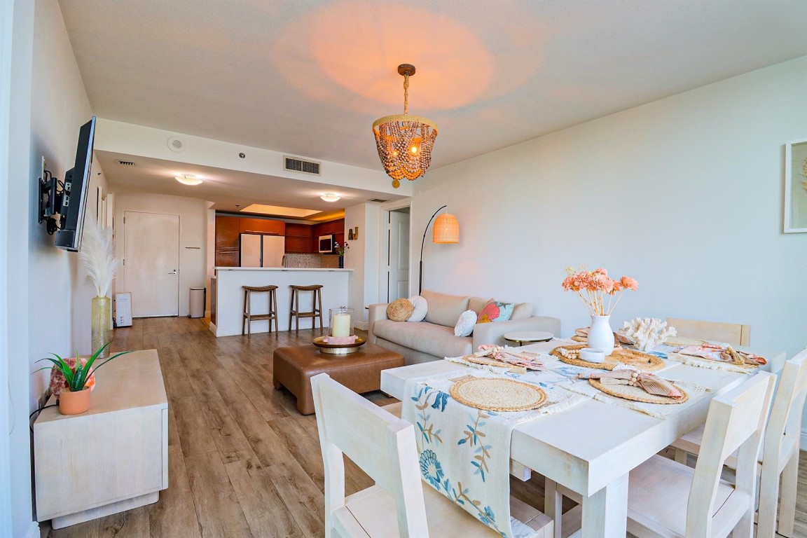 TAO SAWGRASS CONDOMINIUM - Residential