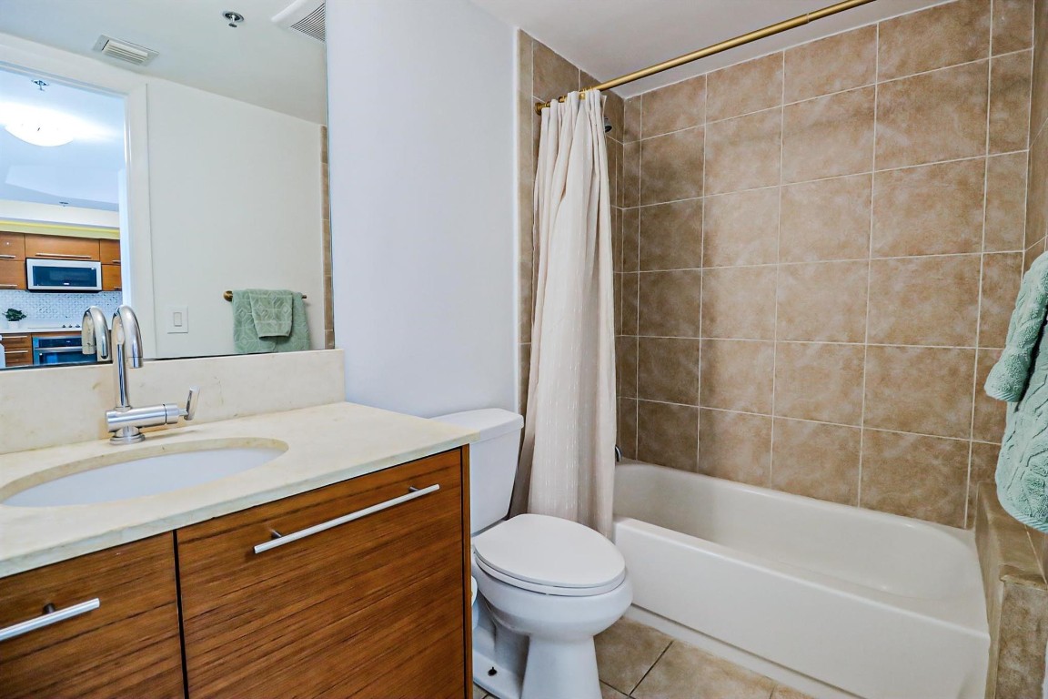 TAO SAWGRASS CONDOMINIUM - Residential