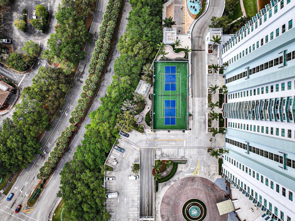 TAO SAWGRASS CONDOMINIUM - Residential