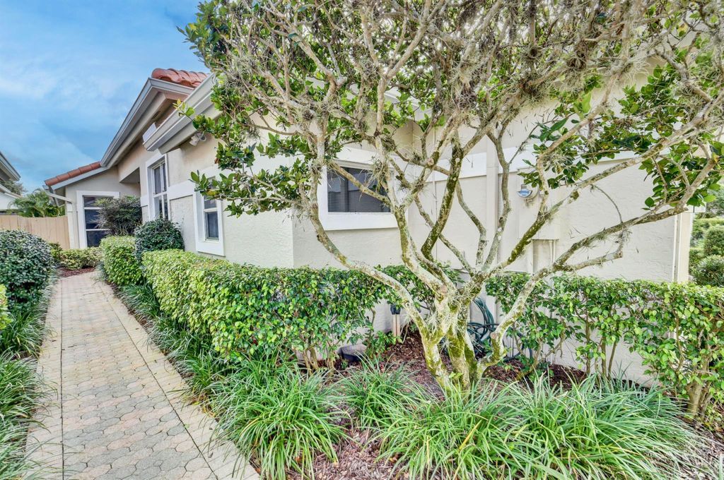 Photo of 6644 NW 25th Way, Boca Raton, FL 33496 (MLS # R11126223)