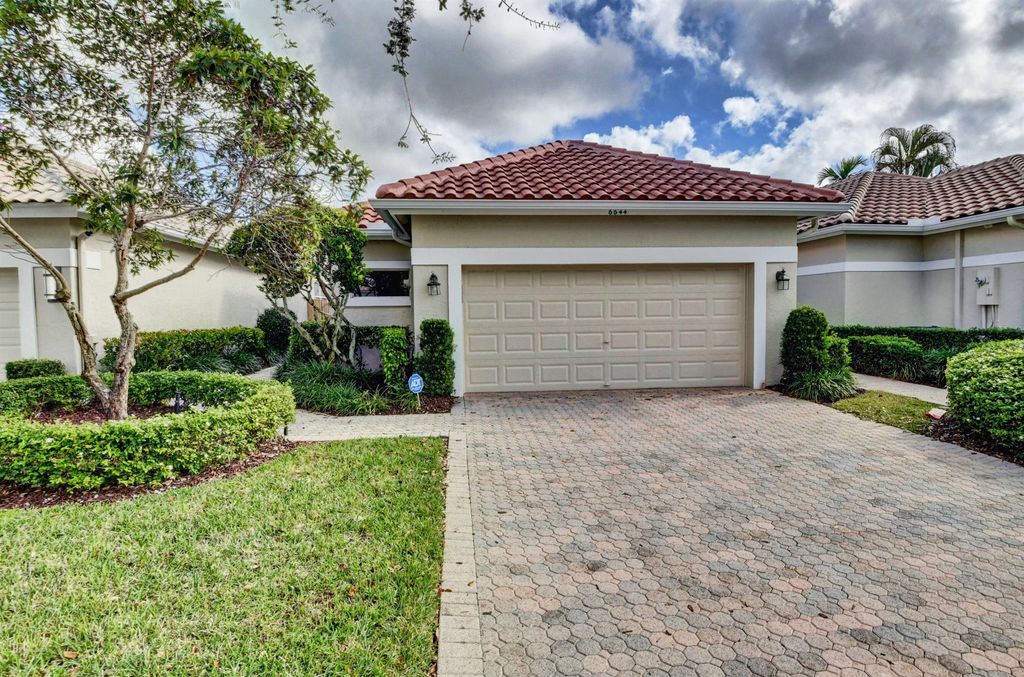 Photo of 6644 NW 25th Way, Boca Raton, FL 33496 (MLS # R11126223)