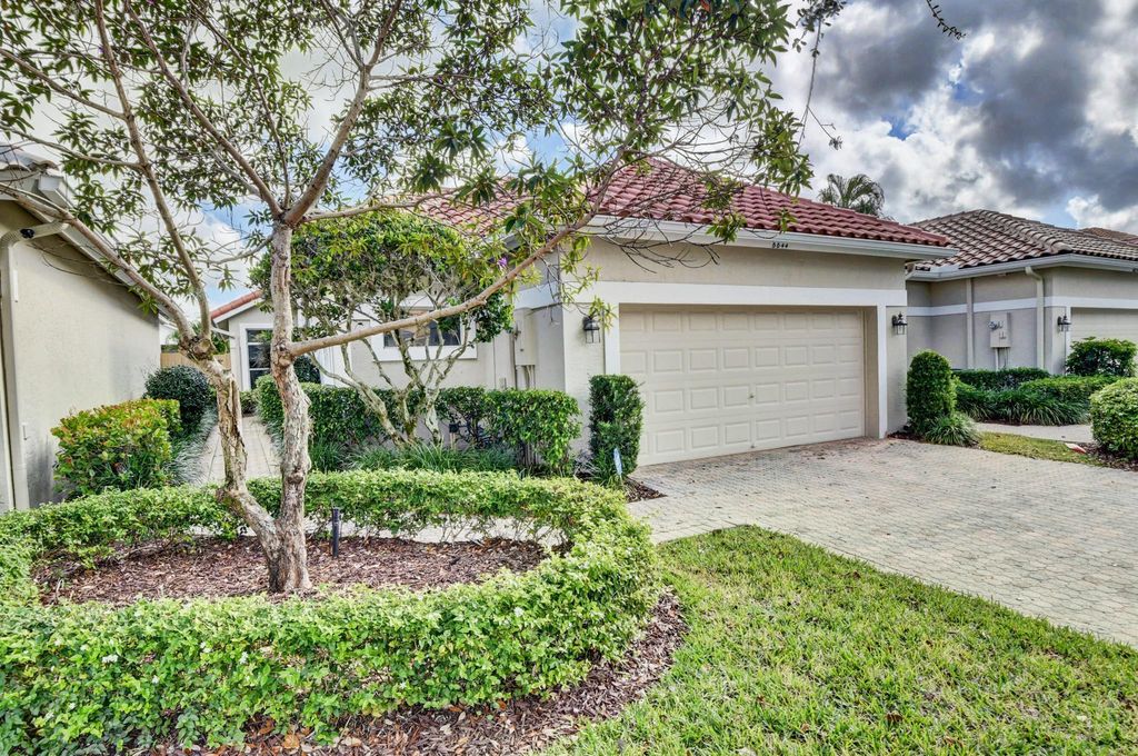 Photo of 6644 NW 25th Way, Boca Raton, FL 33496 (MLS # R11126223)