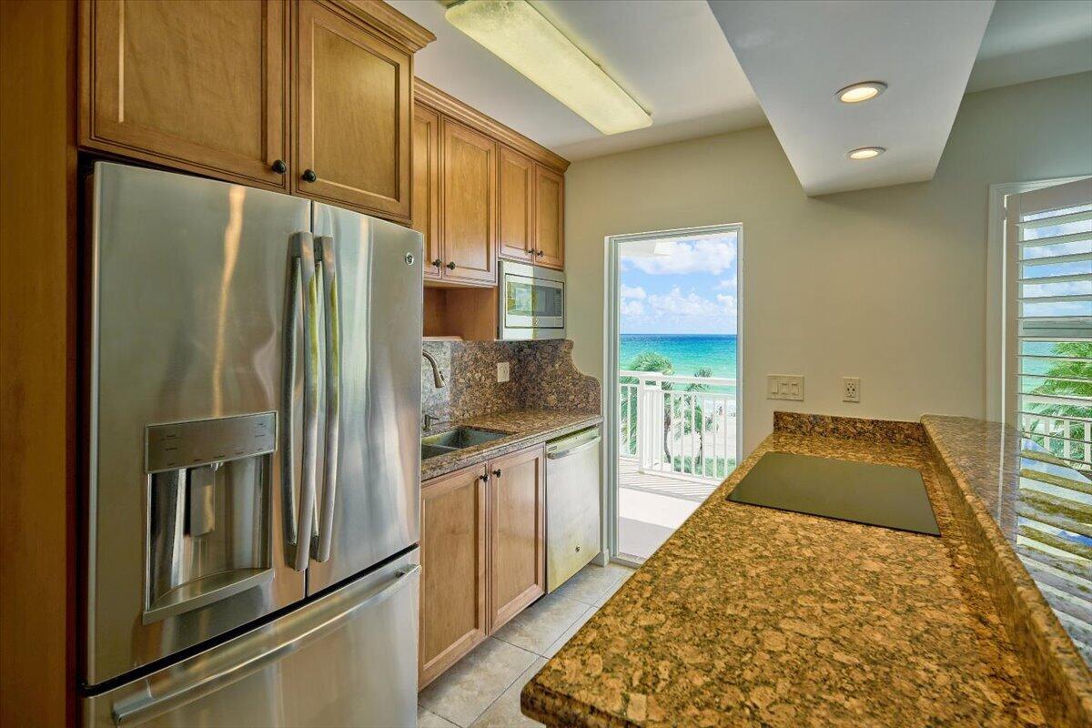 901 S SURF Road 506