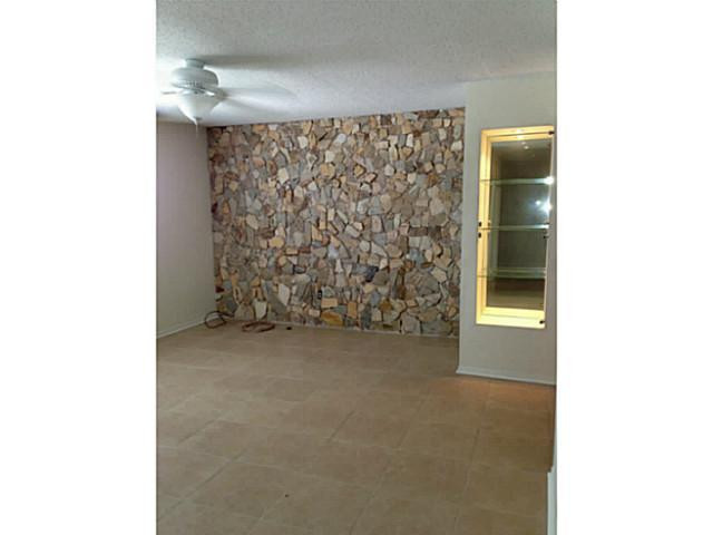 La Placida Sec 1 Condo - Residential Lease