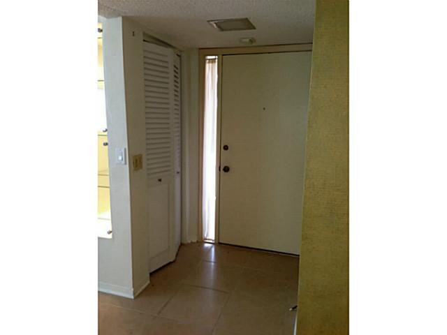 La Placida Sec 1 Condo - Residential Lease