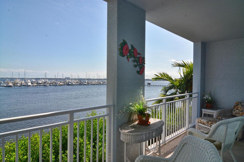 Photo of 675 NW Flagler Avenue #201, Stuart, FL 34994 (MLS # R11086199)