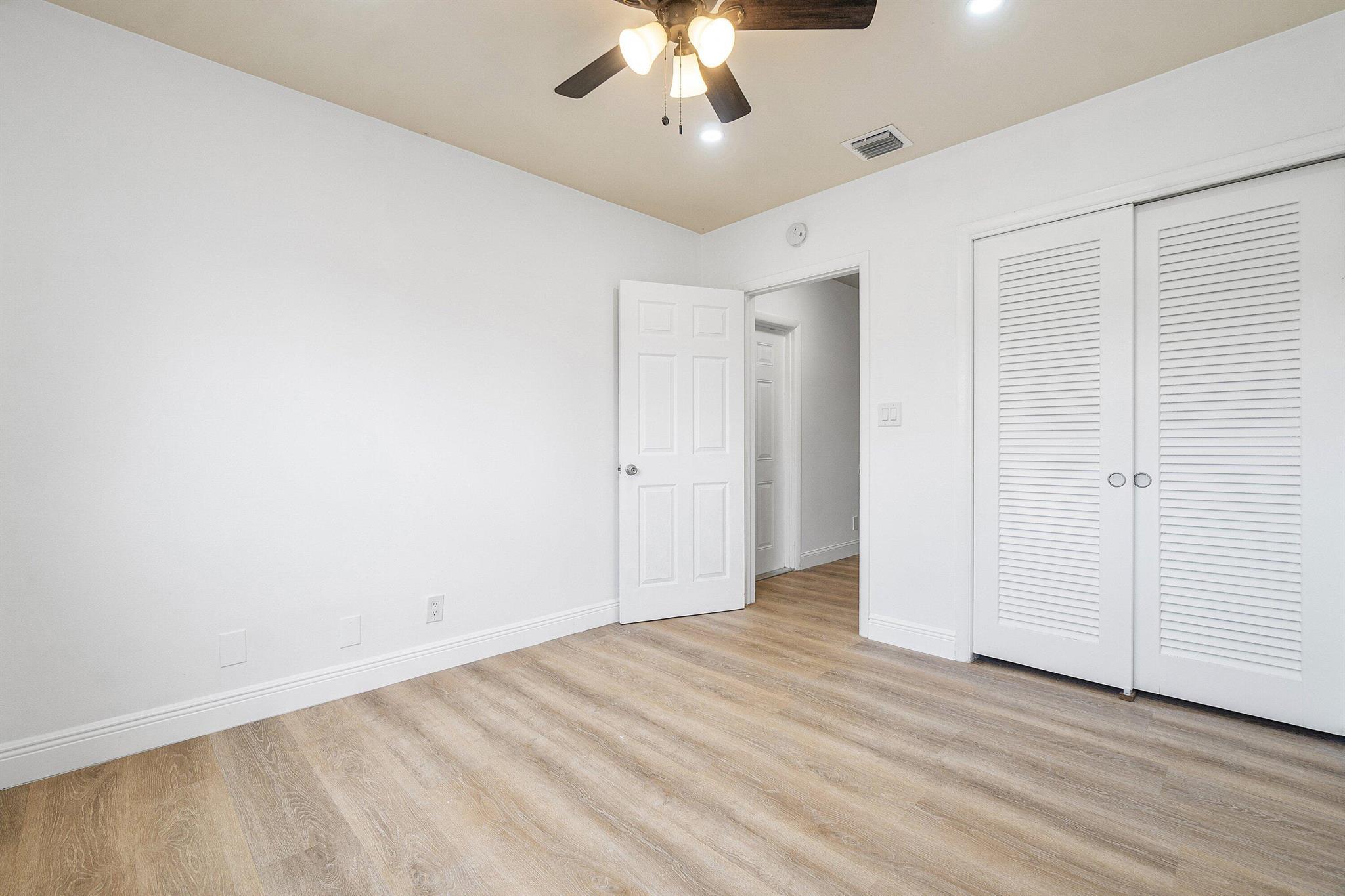 BOCA RATON SQUARE GATEWAY - Residential Lease