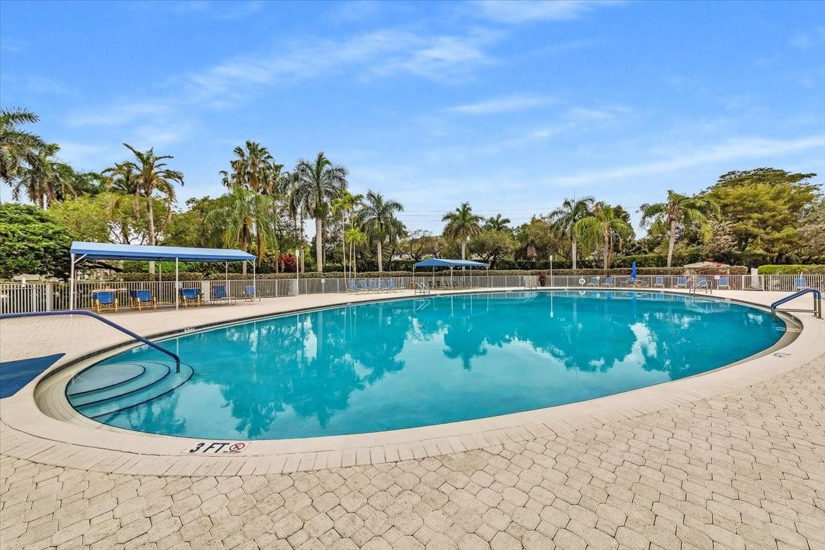 Trent Condo / Kings Point - Residential