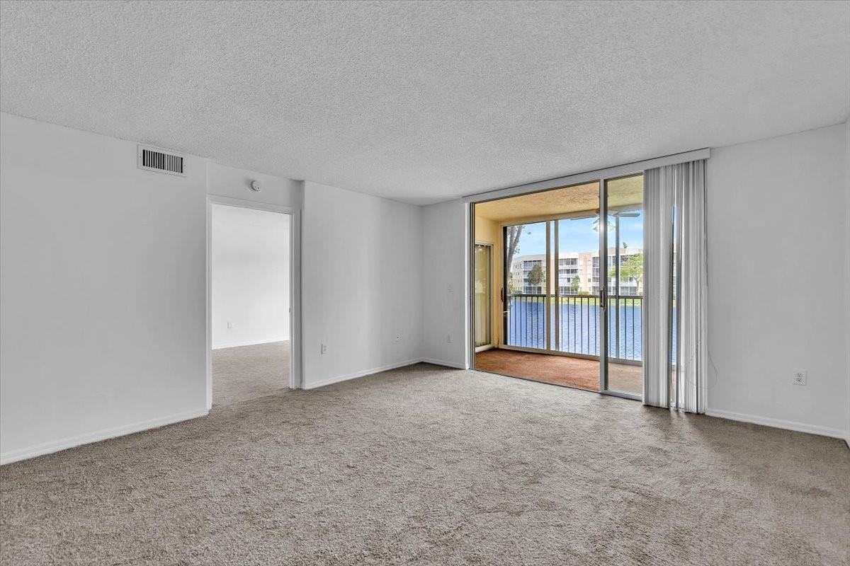 Trent Condo / Kings Point - Residential