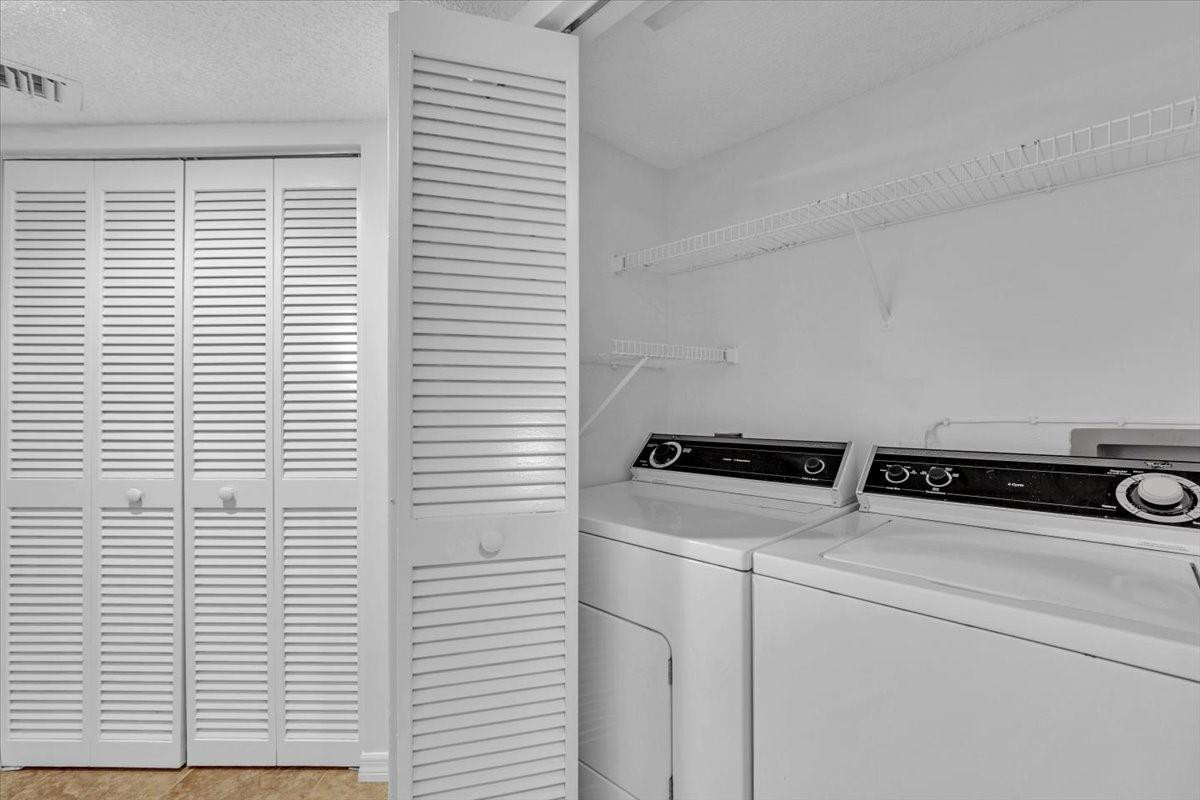 Trent Condo / Kings Point - Residential