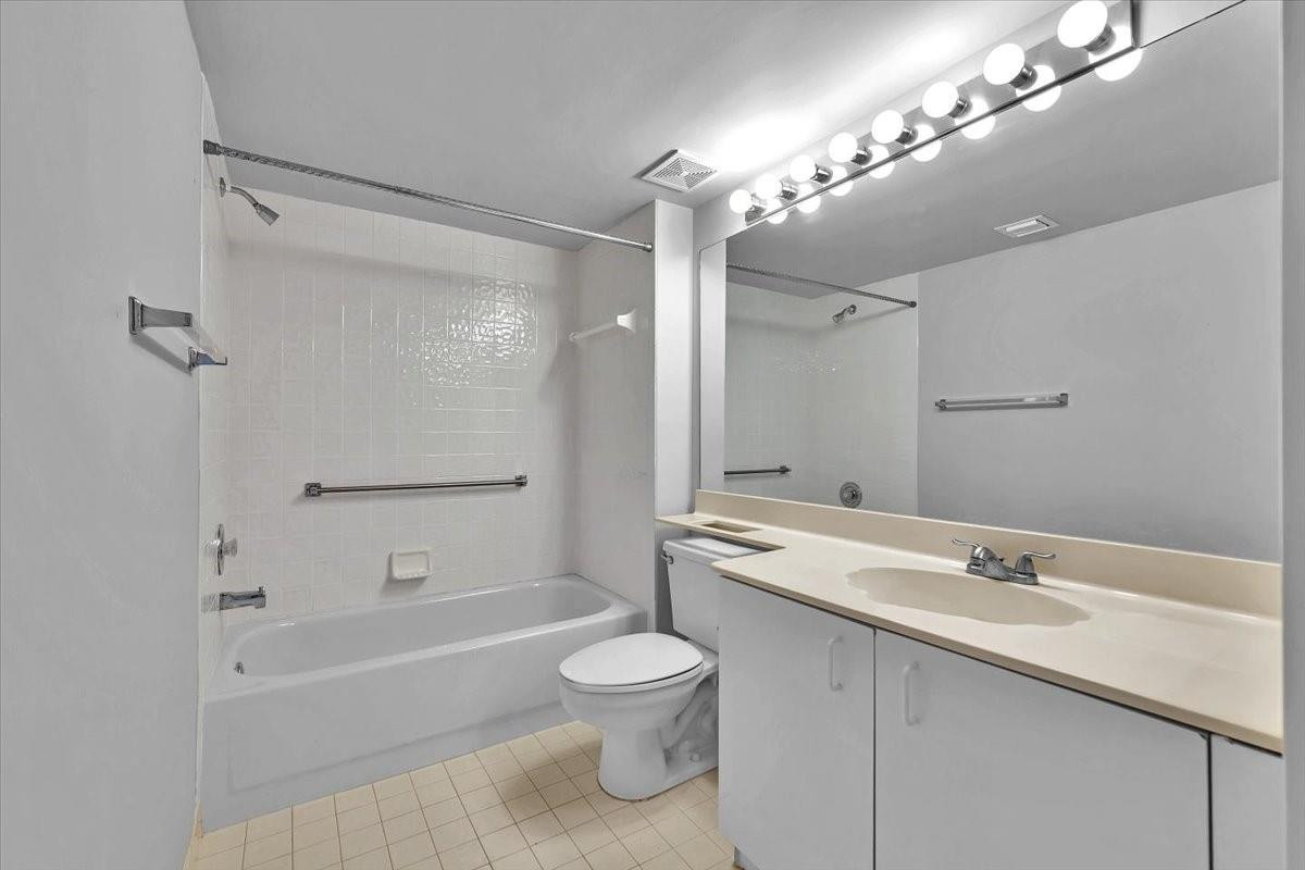 Trent Condo / Kings Point - Residential